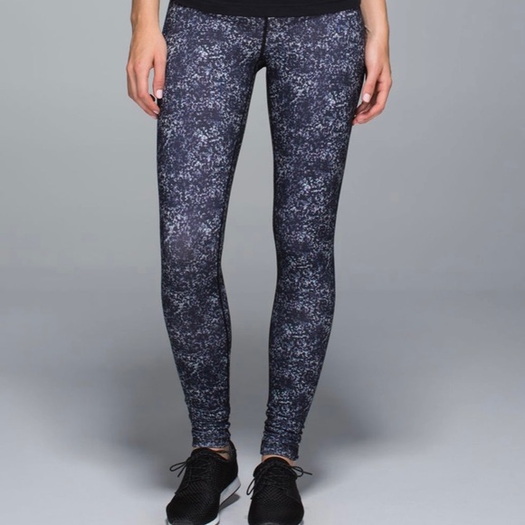 lululemon athletica Pants - Lululemon Wunder Under full length pants